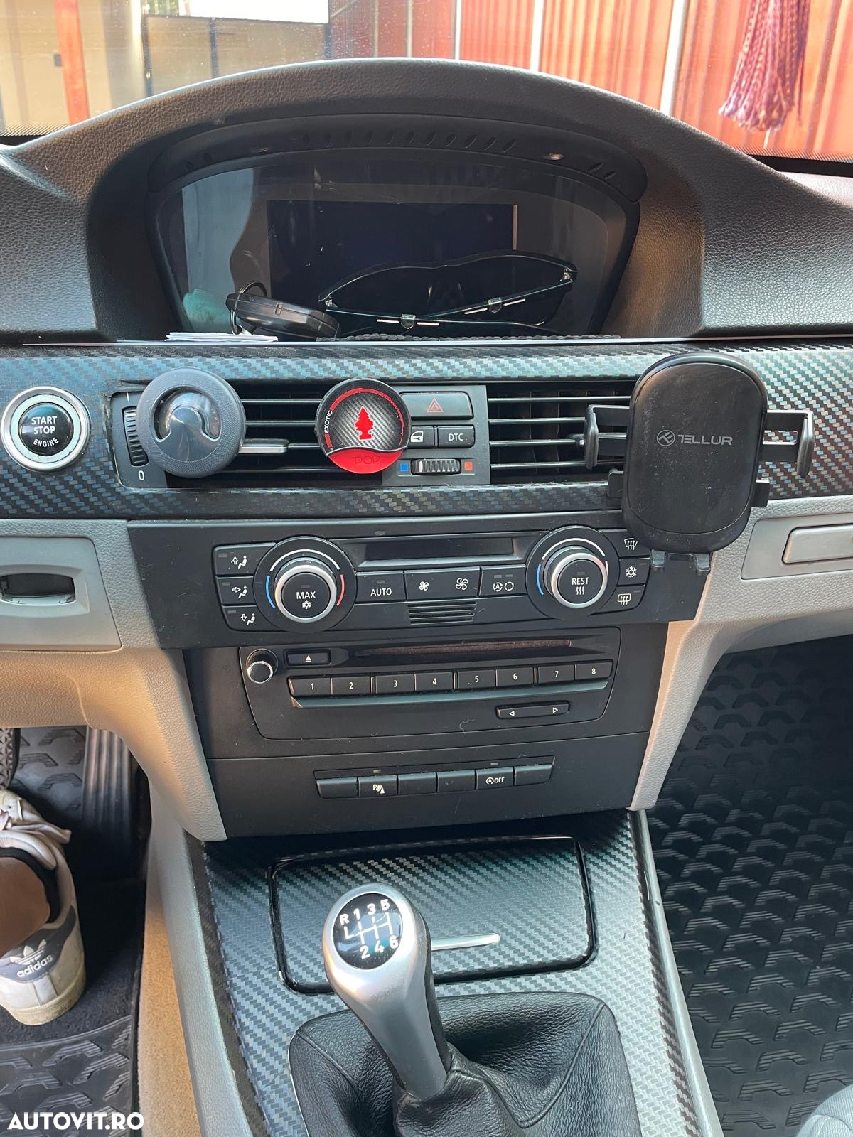 BMW Seria 3 320d - 5