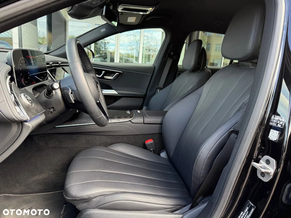 Mercedes-Benz Klasa E 300 de PHEV 4-Matic All-Terrain Avantgarde 9G-Tronic - 13