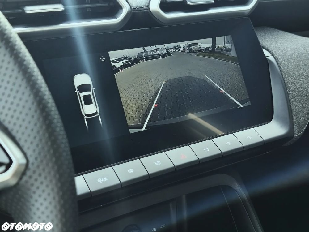 MG ZS 1.5 Standard - 9