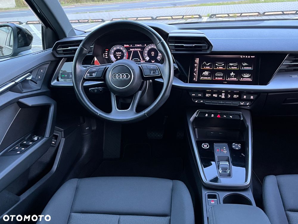 Audi A3 Limousine 30 TFSI mHEV S tronic - 19