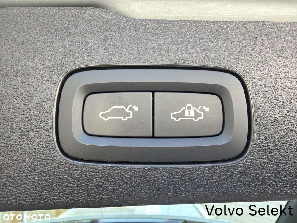 Volvo V60 Cross Country - 31