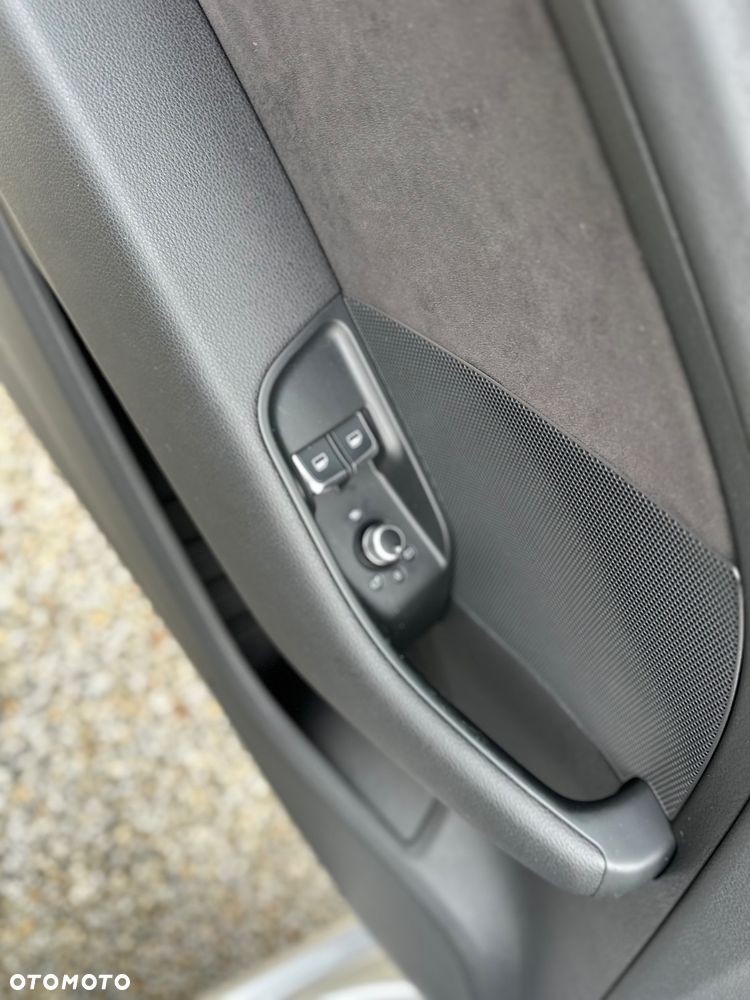 Audi A3 3-drzwiowe 1.4 TFSI S line Sportpaket - 23