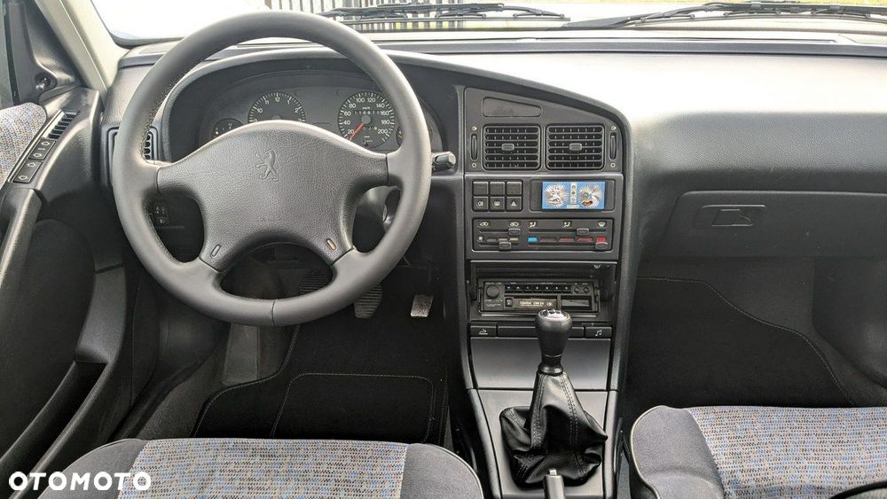 Peugeot 405 - 23