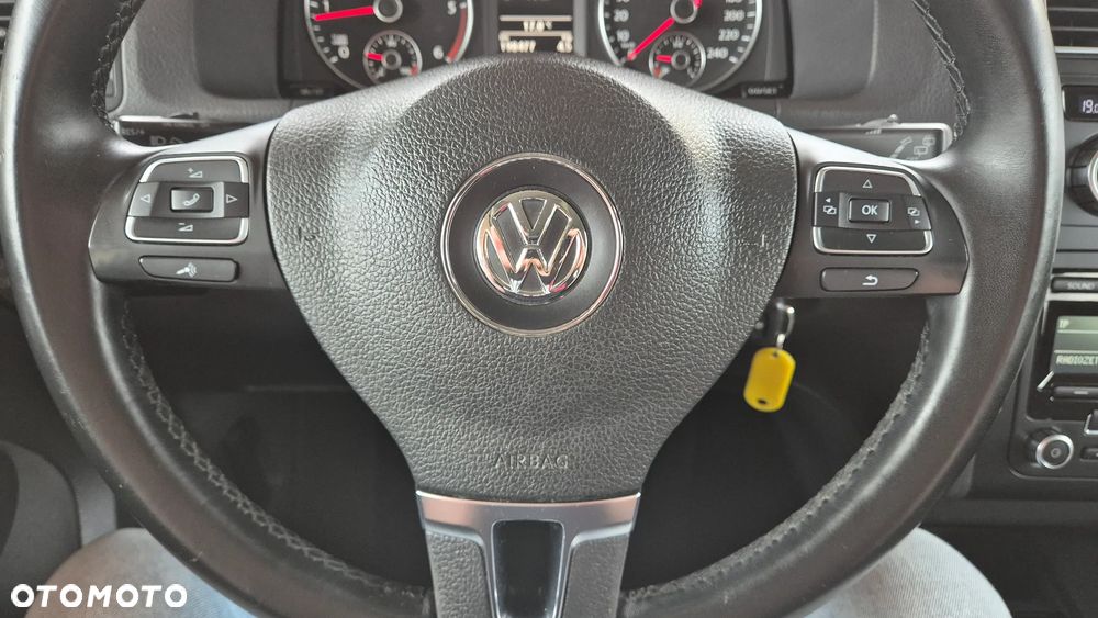 Volkswagen Touran 1.6 TDI DPF Highline - 11