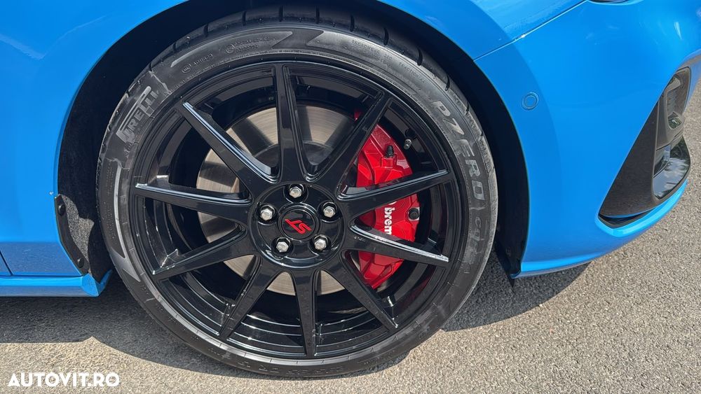 Ford Focus - 4
