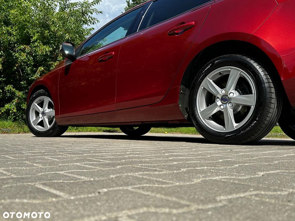 Volvo V40 D3 Geartronic Summum - 13
