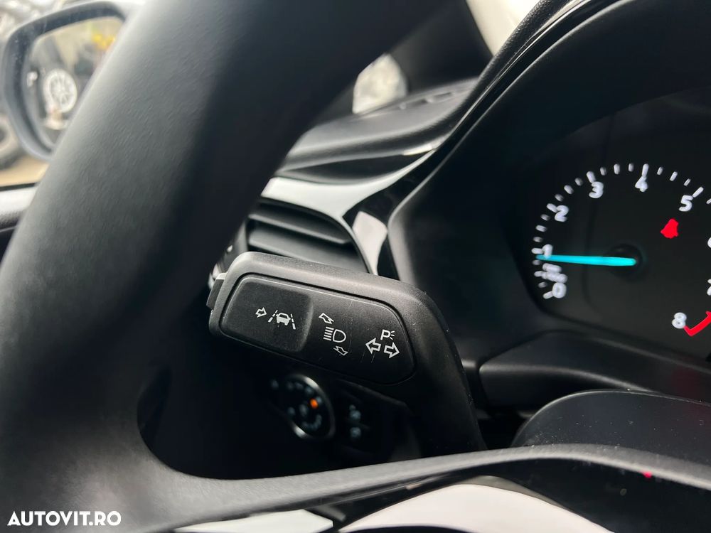 Ford Fiesta 1.0 EcoBoost S&S ACTIVE X - 18