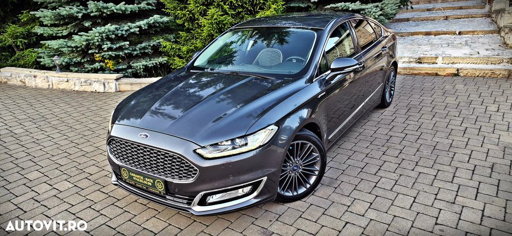 Ford Mondeo 2.0 HEV Vignale - 12
