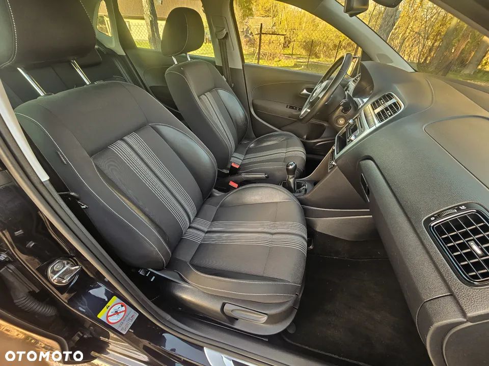 Volkswagen Polo 1.2 TSI Blue Motion Technology MATCH - 25