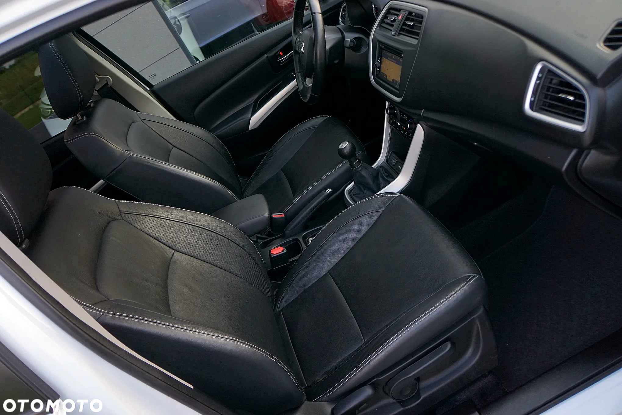 Suzuki SX4 S-Cross 1.6 VVT 4x4 limited+ - 27