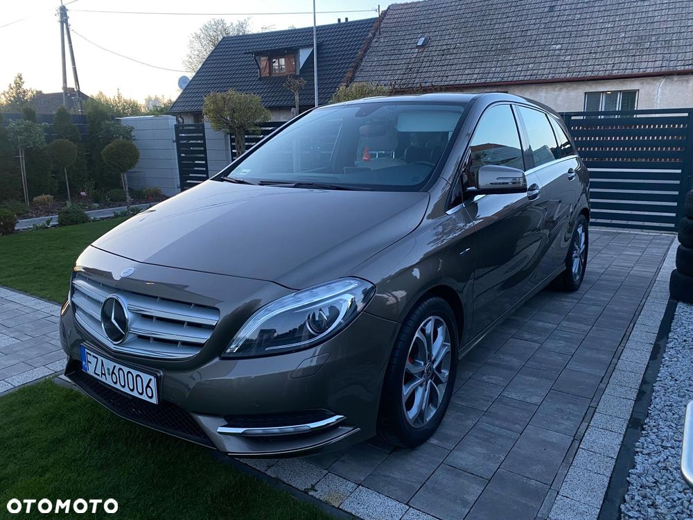 Mercedes-Benz Klasa B 200 CDI (BlueEFFICIENCY) 7G-DCT - 8