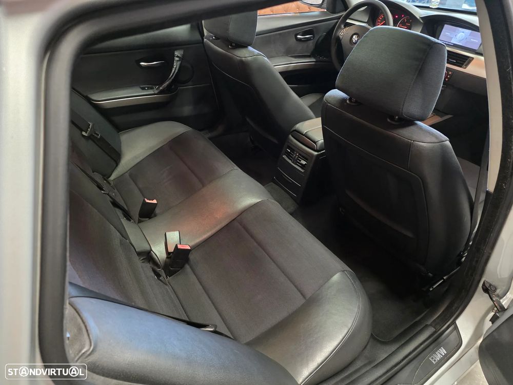BMW 320 d Navigation - 18