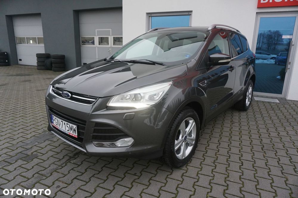 Ford Kuga 2.0 TDCi AWD Titanium - 2