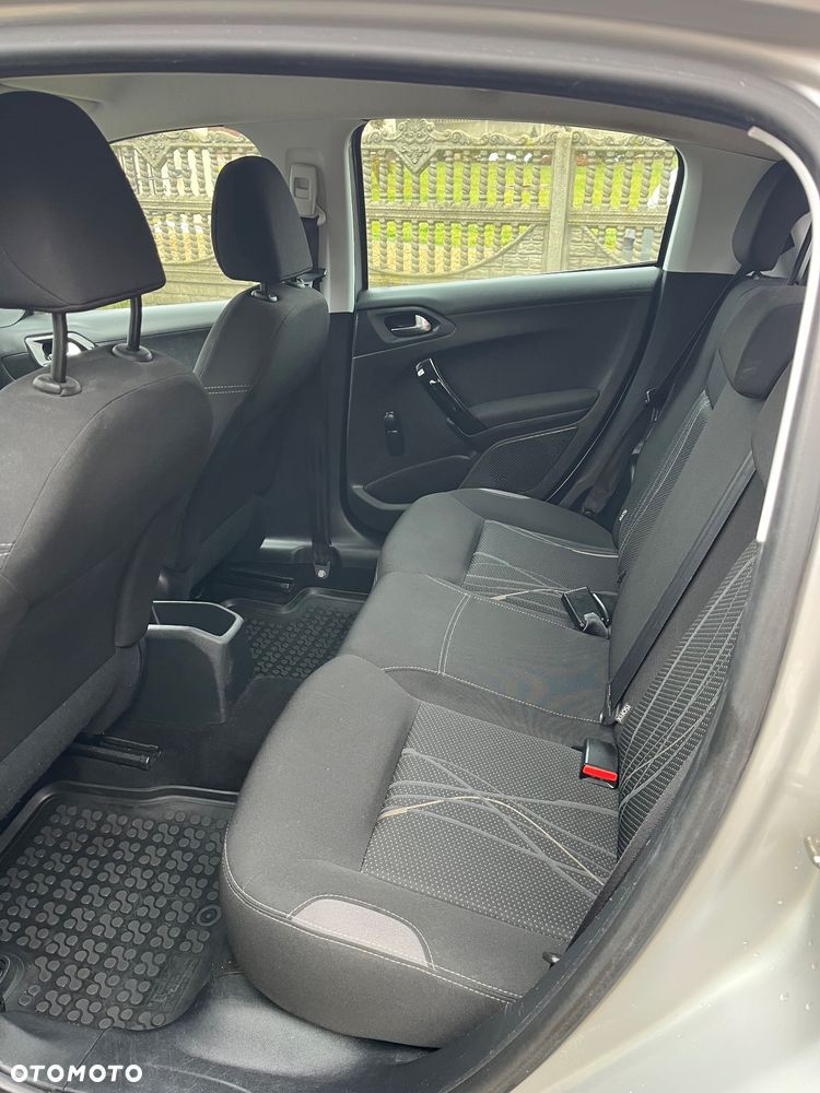 Peugeot 208 1.0 VTi Active - 10