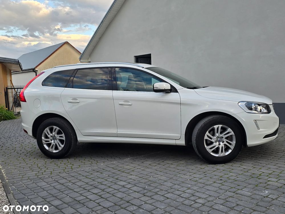 Volvo XC 60 T5 Geartronic Summum - 9