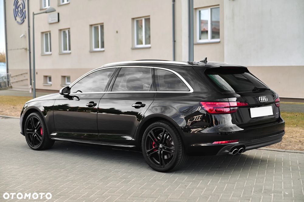 Audi A4 Avant 3.0 TDI quattro tiptronic sport - 9
