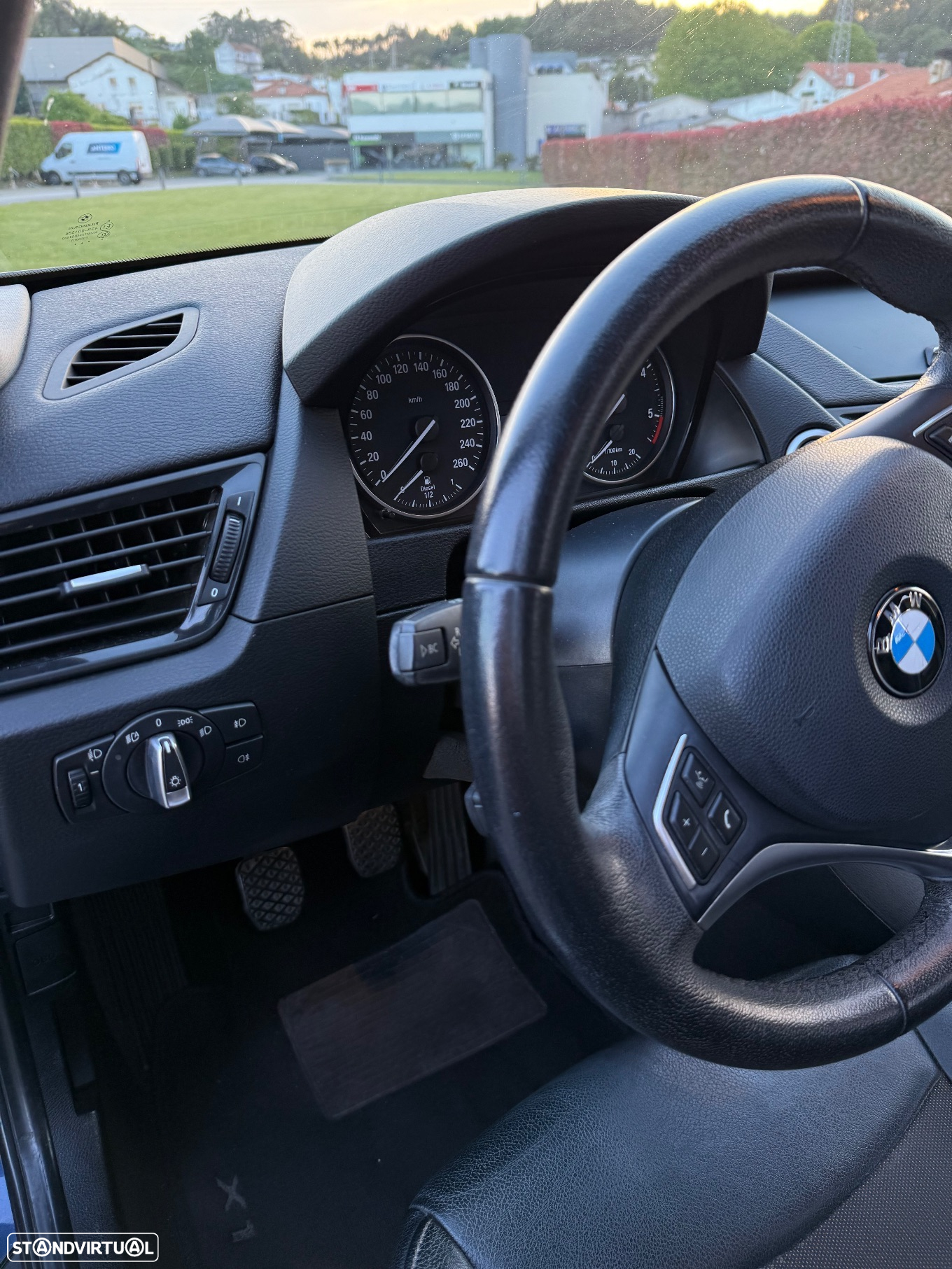 BMW X1 16 d sDrive xLine - 16