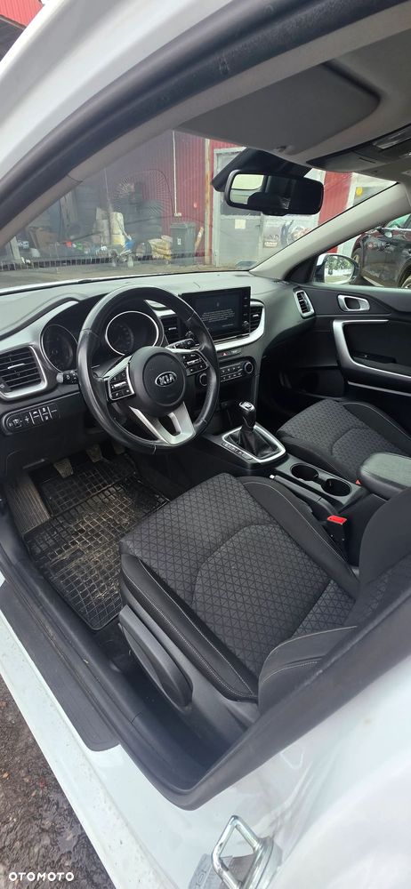 Kia Ceed 1.6 CRDi SCR L Business Line - 5