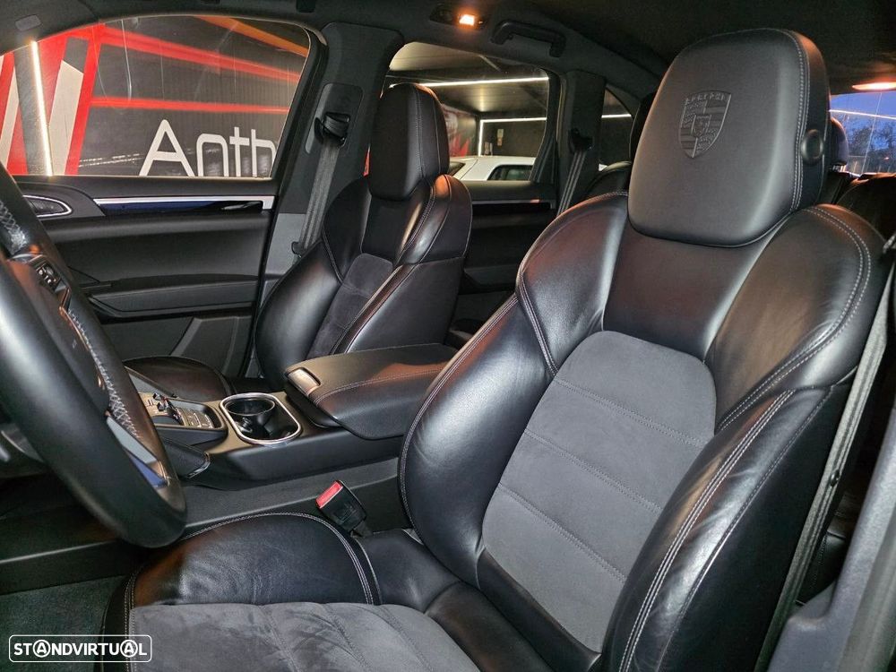Porsche Cayenne Platinum Edition - 11