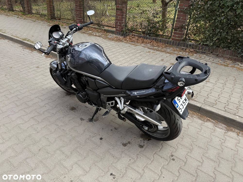 Suzuki GSX - 4