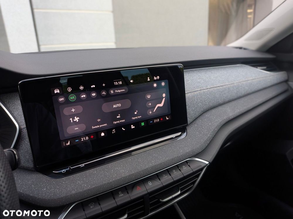 Skoda Octavia 1.5 TSI mHEV Selection DSG - 28