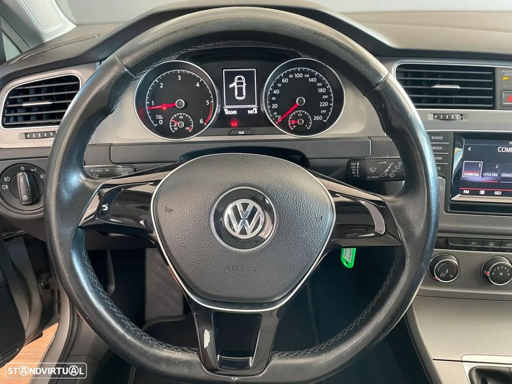 VW Golf - 16