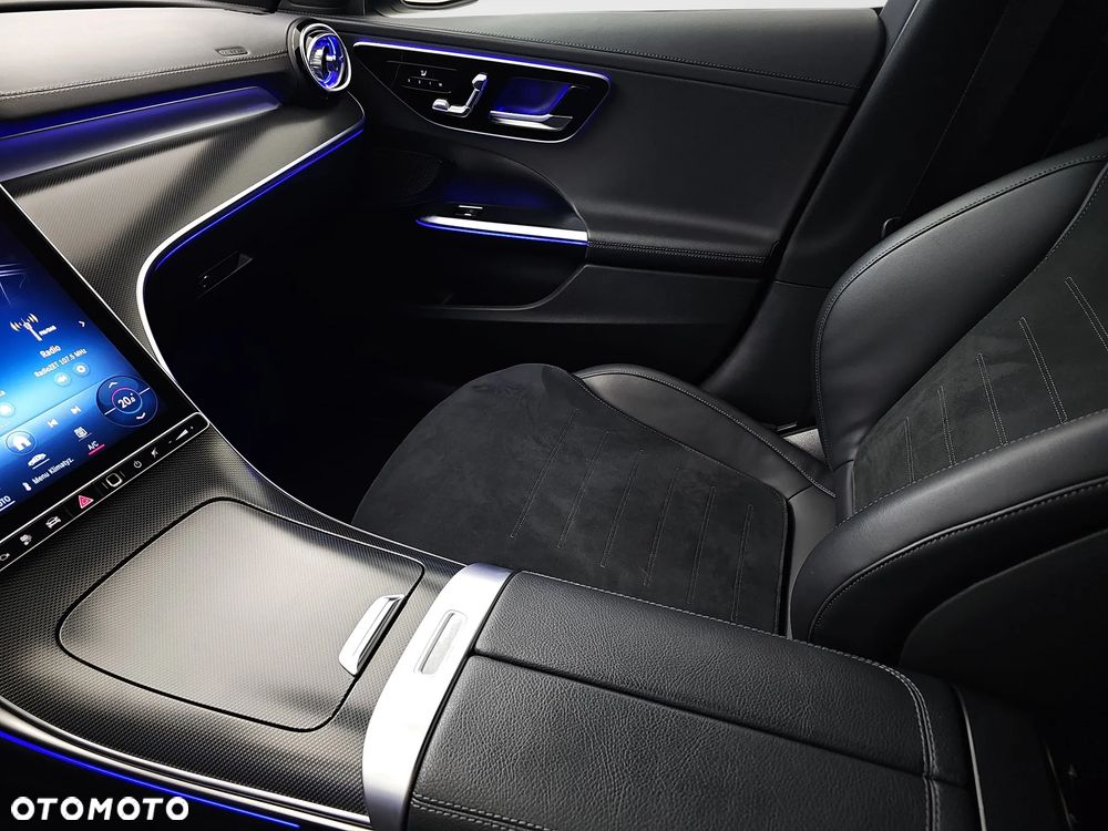Mercedes-Benz Klasa C 300 de PHEV AMG - 27