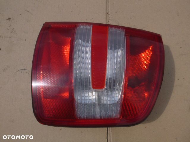 LAMPA LEWY TYŁ LEWA TYLNA PRAWY TYŁ PRAWA TYLNA SKODA FABIA I KOMBI LIFT- - 12