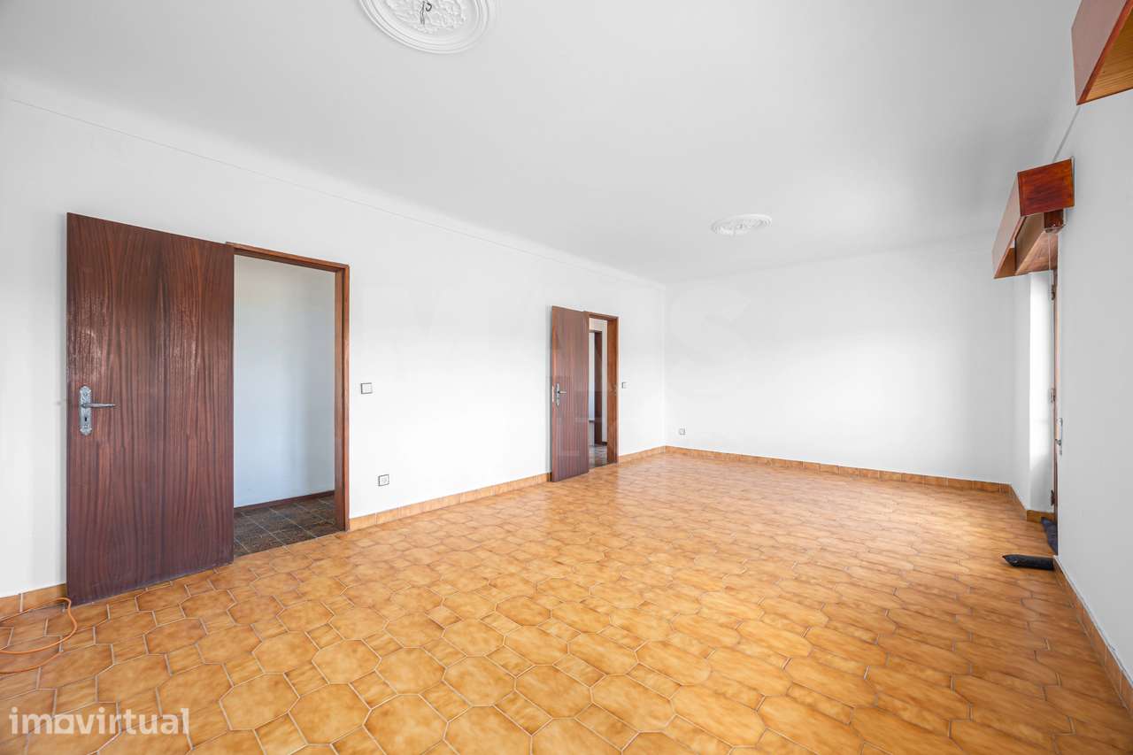 Moradia T2 com Garagem | Lote de 400 m² | Ota – Alenquer - Grande imagem: 5/15