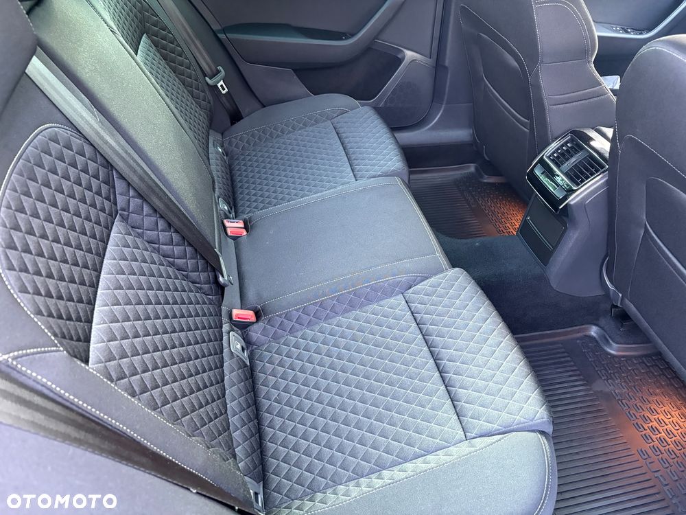 Skoda Superb 2.0 TDI Style DSG - 19