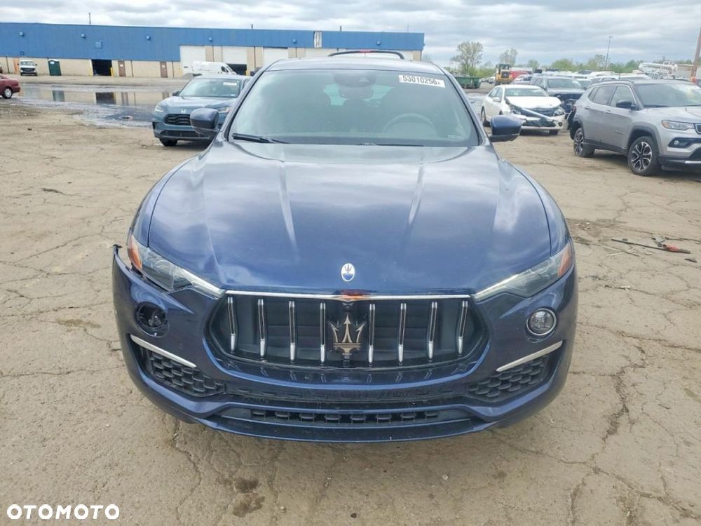 Maserati Levante - 2