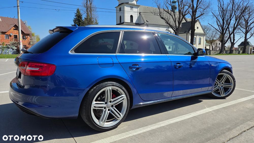 Audi A4 Avant 2.0 TDI DPF clean diesel S line Sportpaket - 9