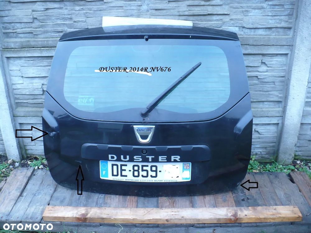 DUSTER I LIFT KLAPA BAGAZNIKA KOMPL. KOLOR NV676.EU