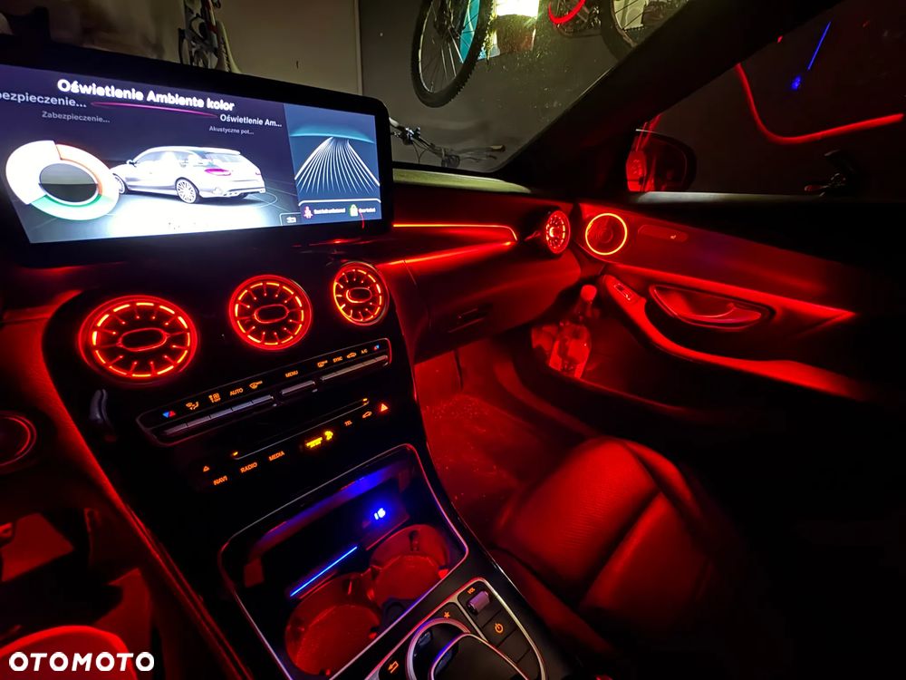 Mercedes-Benz Klasa C 200 4-Matic 9G-TRONIC - 14