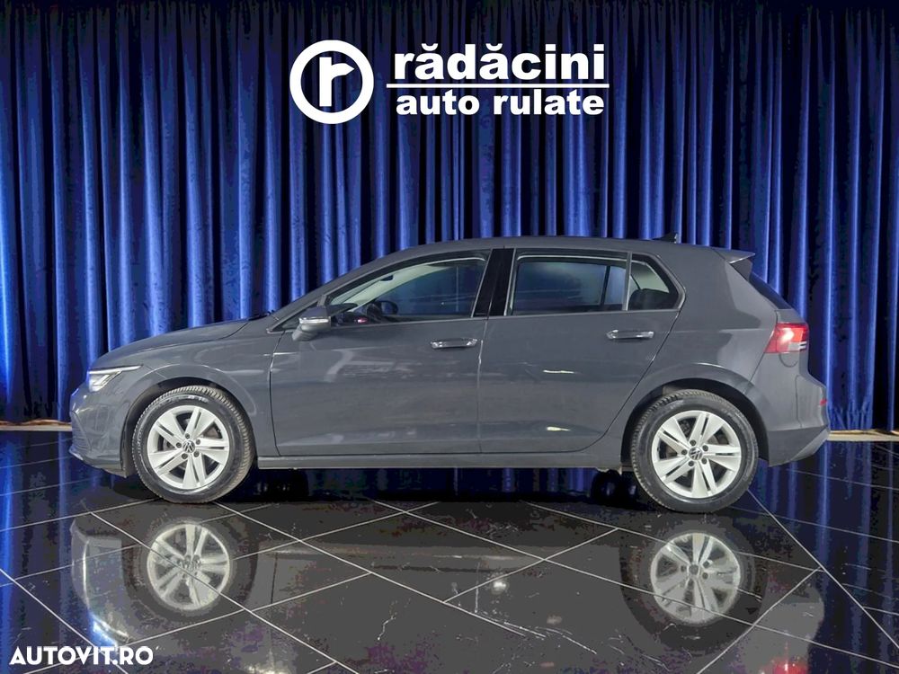 Volkswagen Golf - 6