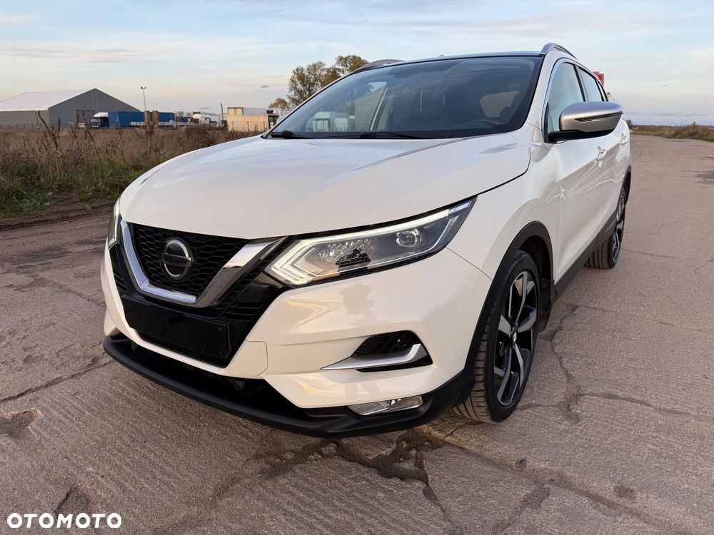Nissan Qashqai 1.7 dCi ALL-MODE 4x4i TEKNA - 4