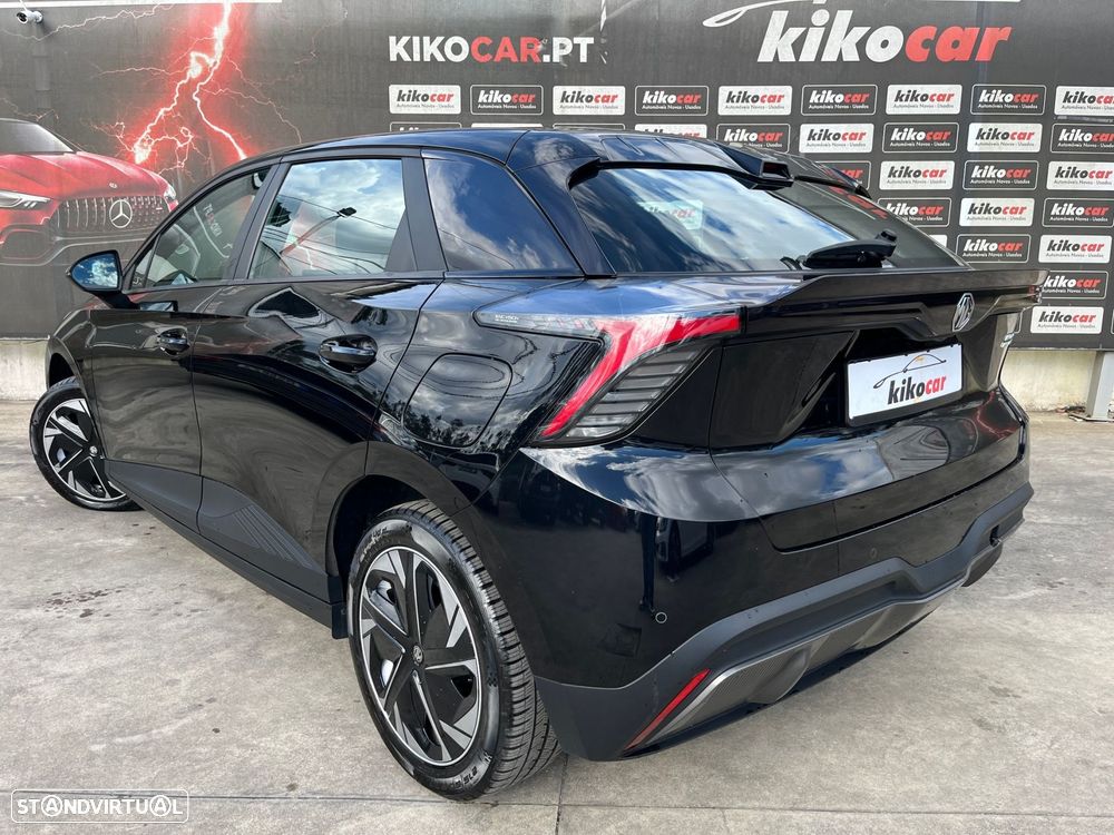 MG MG4 51 kWh Standard - 8