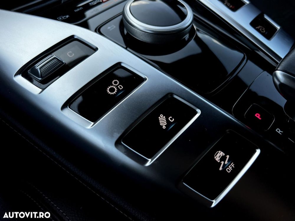 Mercedes-Benz AMG GT - 28