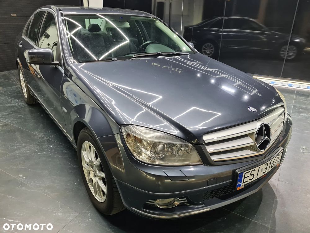 Mercedes-Benz Klasa C 180 BlueEFFICIENCY Avantgarde - 8