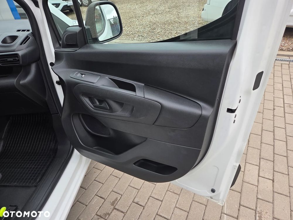 Opel Combo - 27