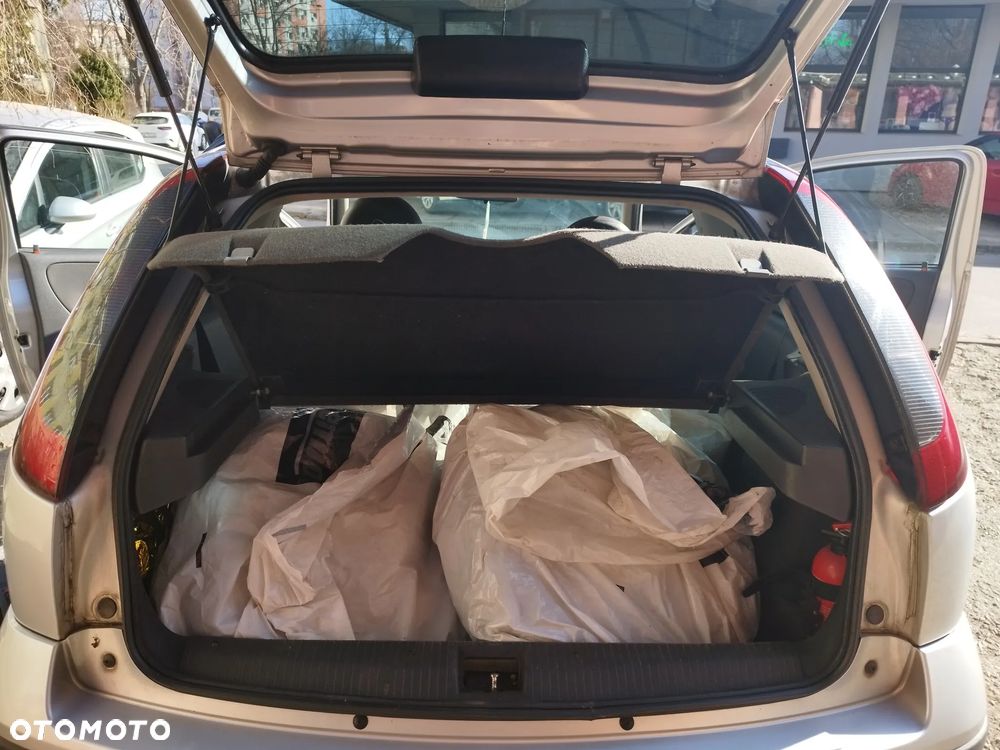 Opel Corsa 1.2 16V Cosmo - 10