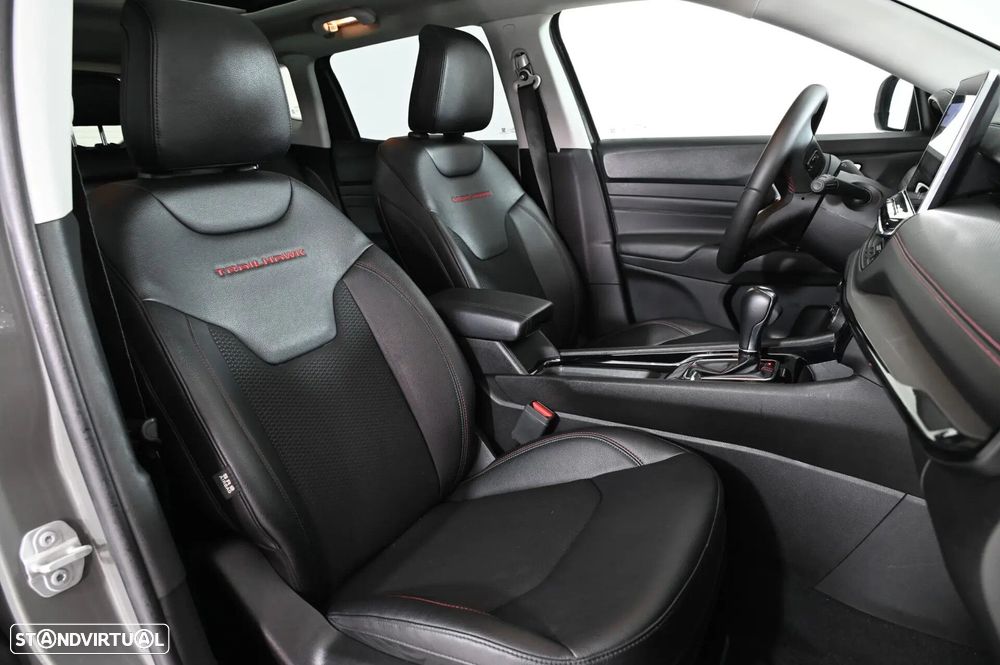 Jeep Compass 1.3 TG Trailhawk - 24