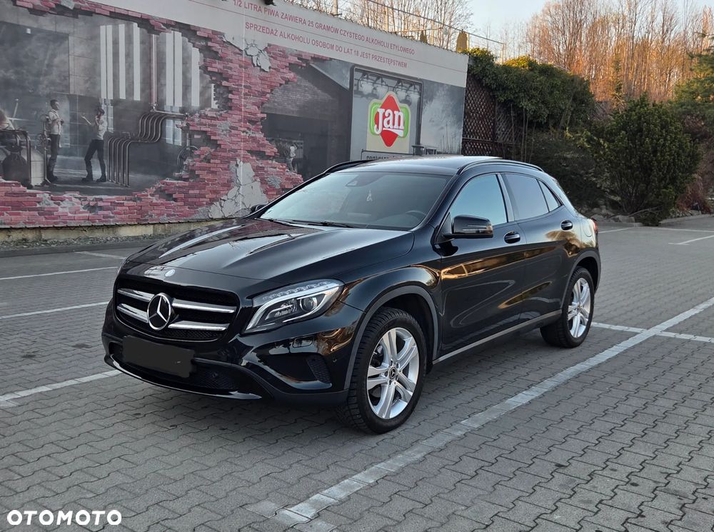 Mercedes-Benz GLA 220 d 4Matic 7G-DCT Style - 1