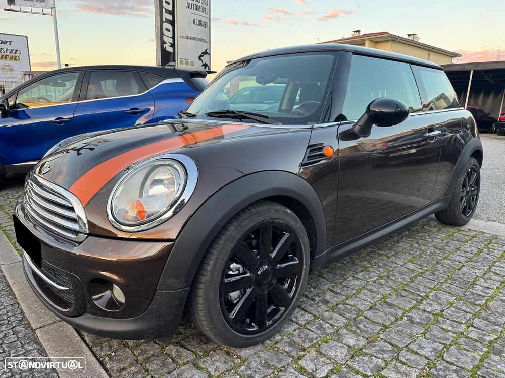 MINI 3 Portas Cooper D - 2