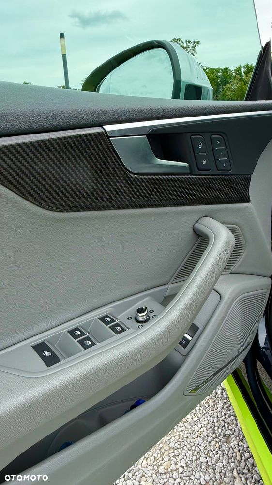Audi A5 Cabrio 2.0 TFSI quattro S tronic - 10