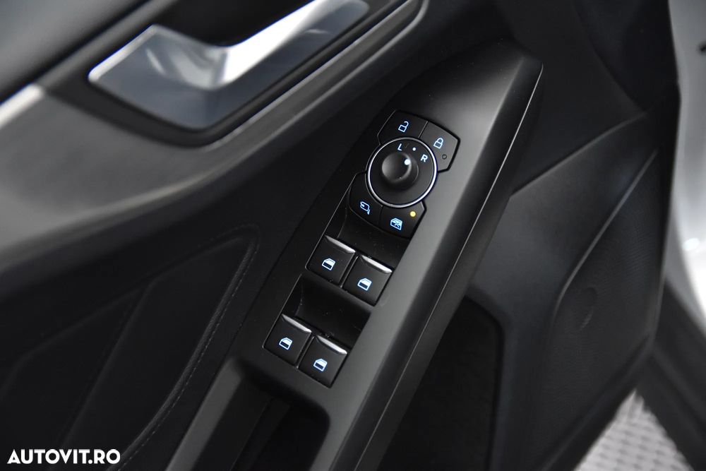 Ford Focus - 15