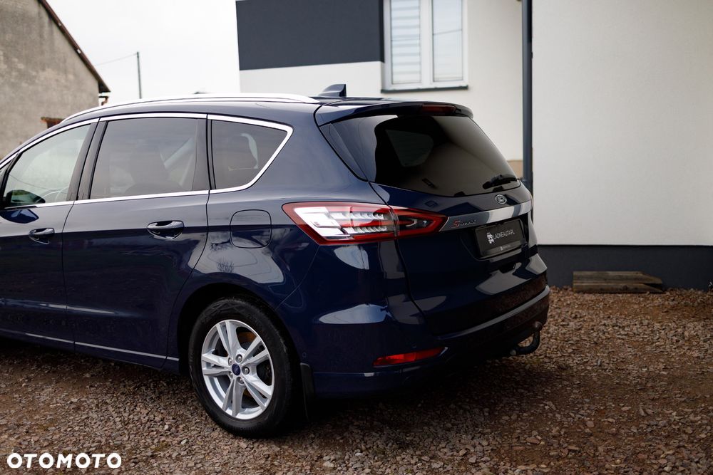 Ford S-Max 2.0 EcoBlue Titanium - 4