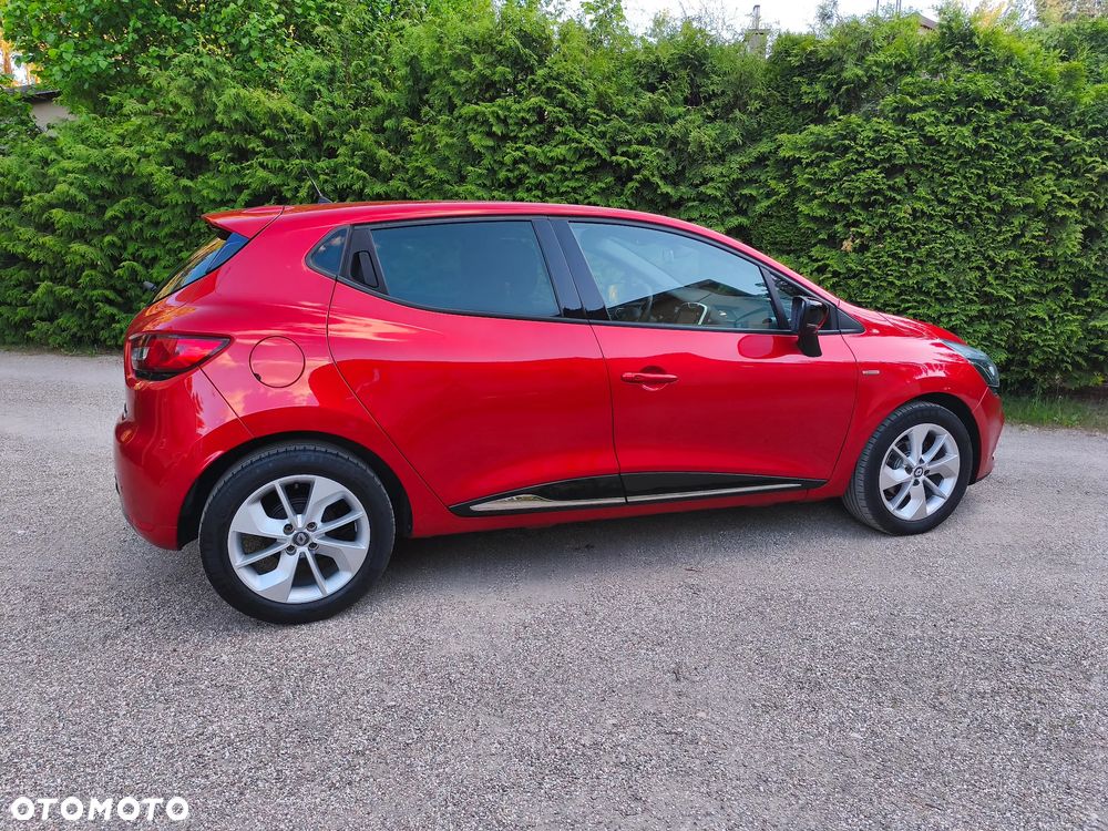 Renault Clio TCe 90 Limited - 16