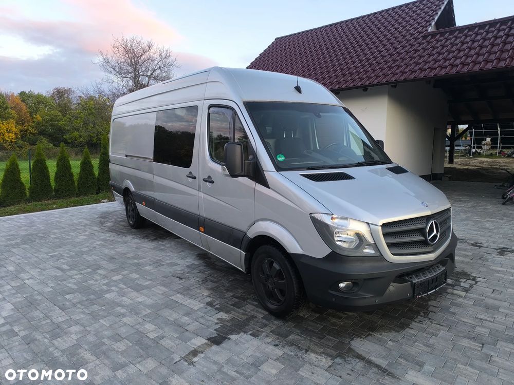 Mercedes-Benz Sprinter - 2