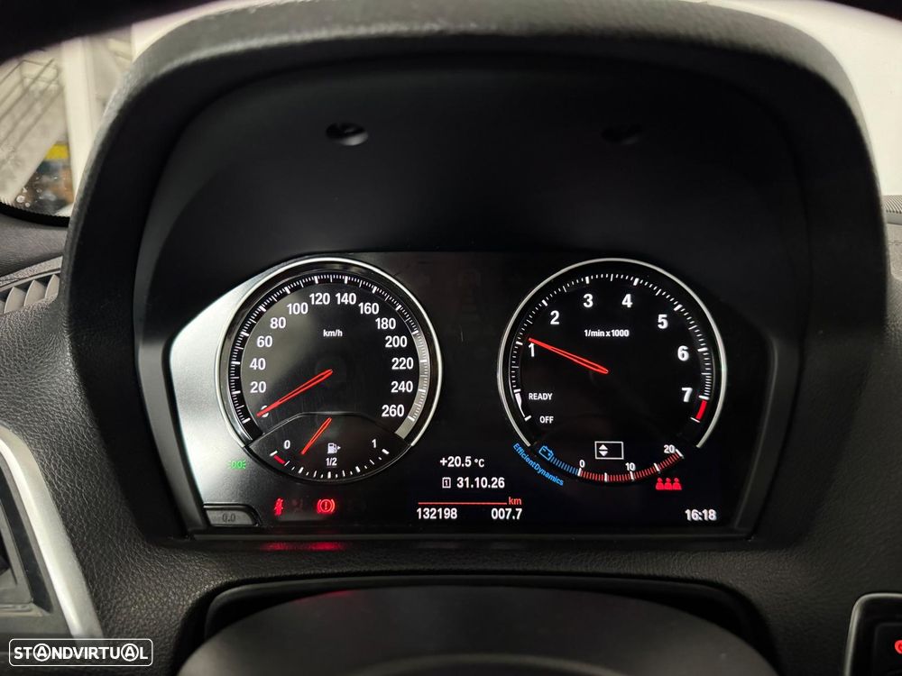 BMW 118 i Pack M - 24